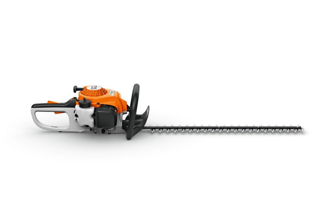 Nożyce spalinowe STIHL HS 45 – widok z boku na listwę tnącą i korpus, Techfix Radom