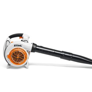 Dmuchawa STIHL BG 86 – widok z przodu na obudowę i rurę, autoryzowany dealer Techfix Radom