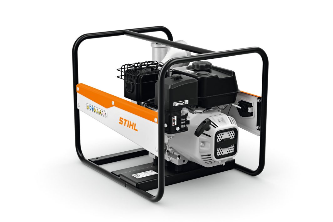 Pompa spalinowa STIHL WP 300 – widok z przodu pod kątem, Techfix Radom