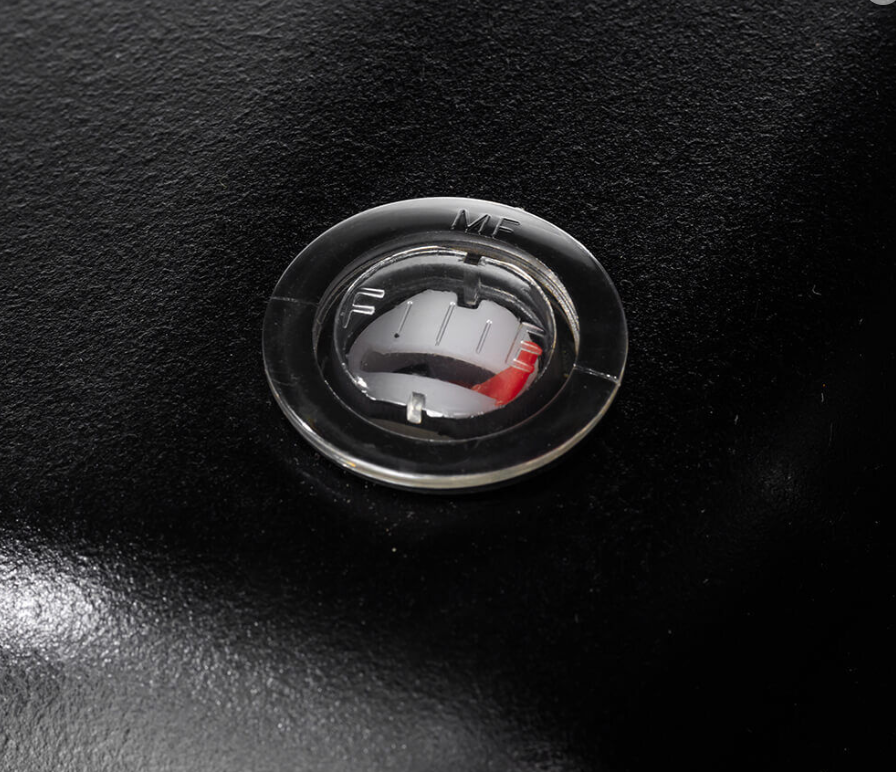 Nagrzewnica Master BV 110 – zbliżenie na panel sterowania z przyciskiem reset, włącznikiem, gniazdem termostatu i przewodem zasilającym, Techfix Radom